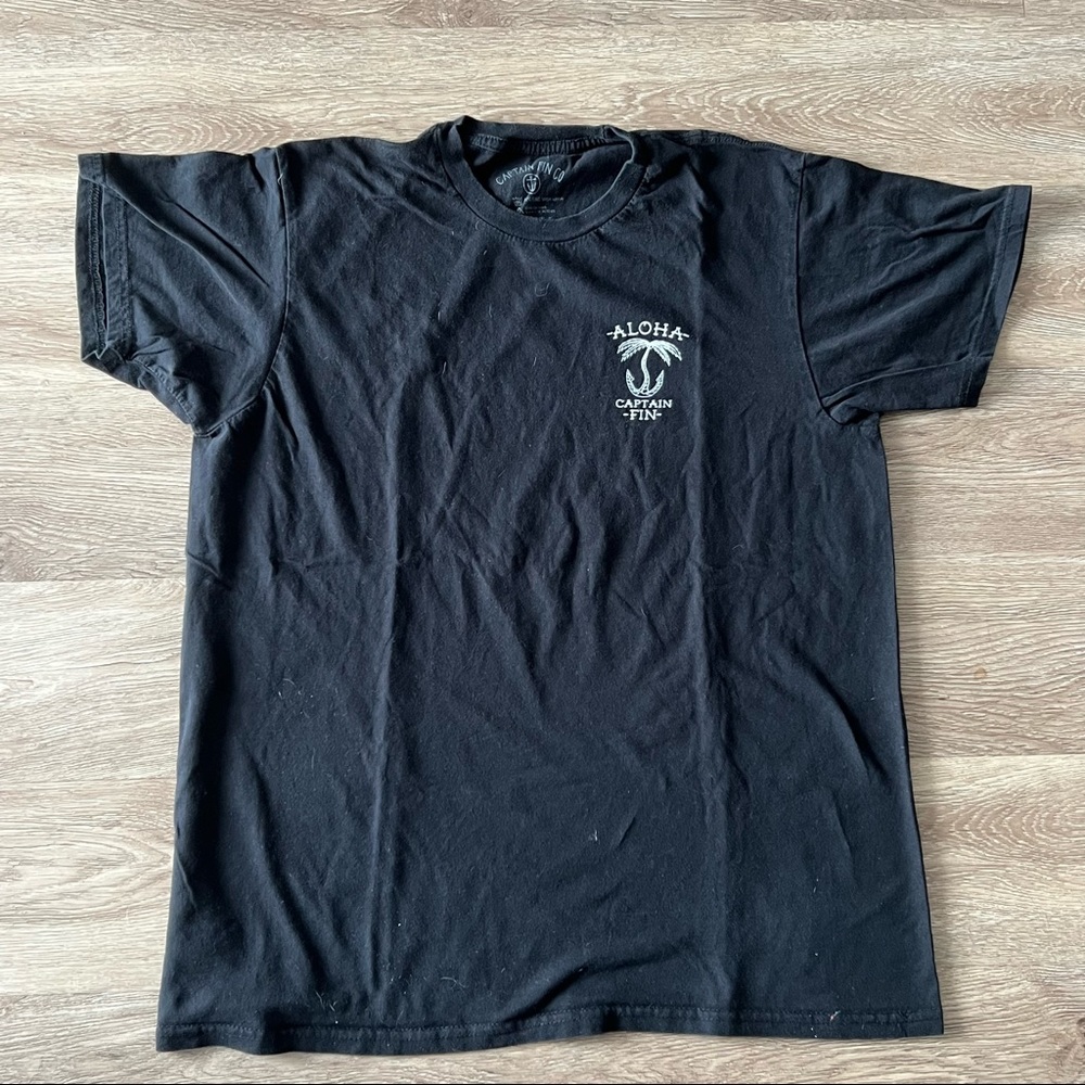 Captain Finn tee